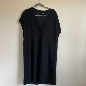 Eileen Fisher Women’s Black Knit Italian Yarn V-Neck Dress Size Large
